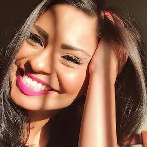 Meet your Posher, Perla